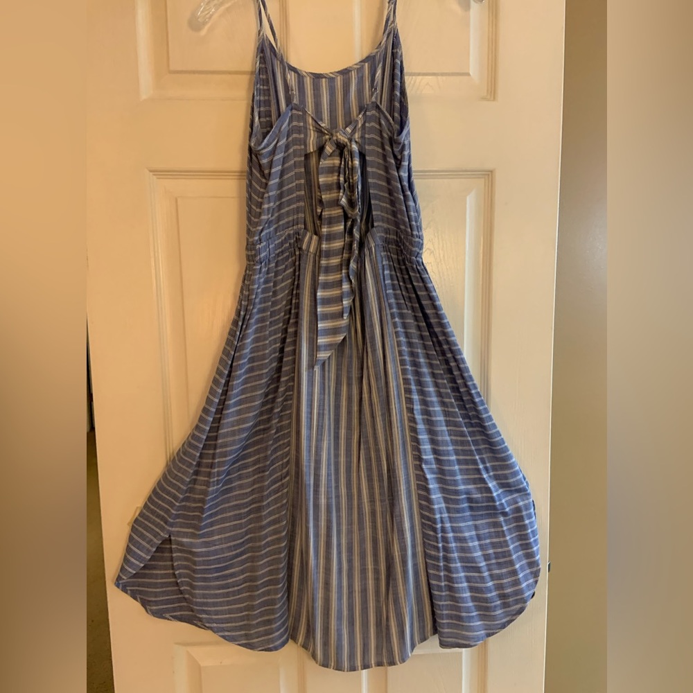 LOFT /women’s Beach dress, S, light blue and white - Picture 5 of 9